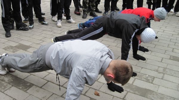 У Луцьку памʼять Шухевича вшанували пробігом. ФОТО